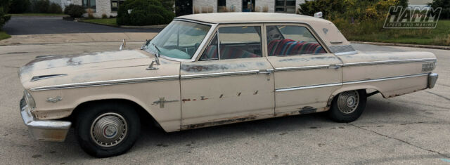 Ford Galaxie 1963 image number 18