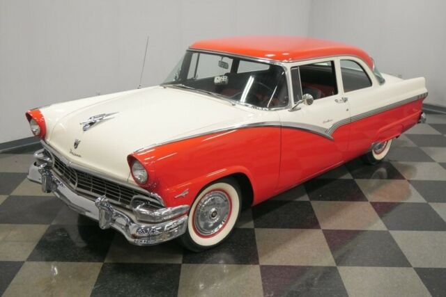 Ford Fairlane 1956 image number 21