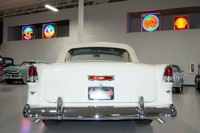 Chevrolet Bel-Air Convertible 1955 image number 2