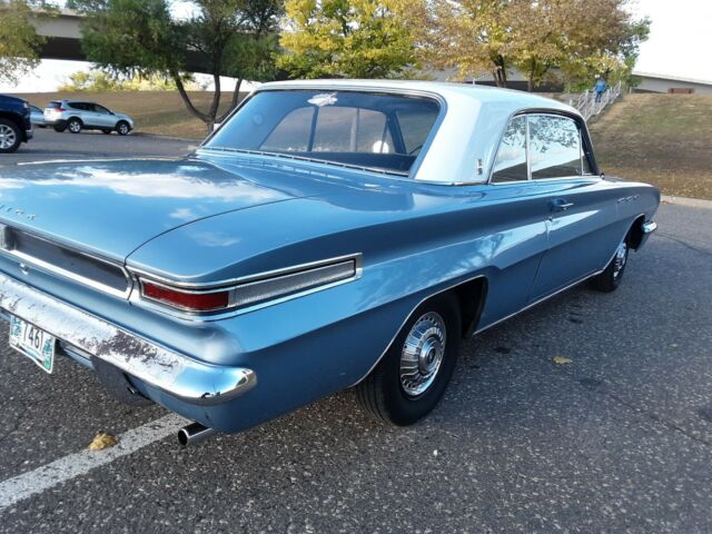 Buick Skylark 1962 image number 3