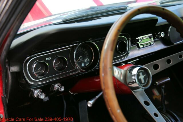 Ford Mustang 1965 image number 16