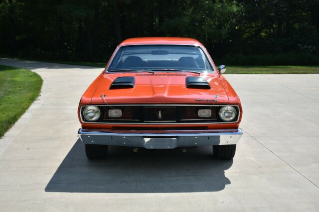 Plymouth Duster 1970 image number 28