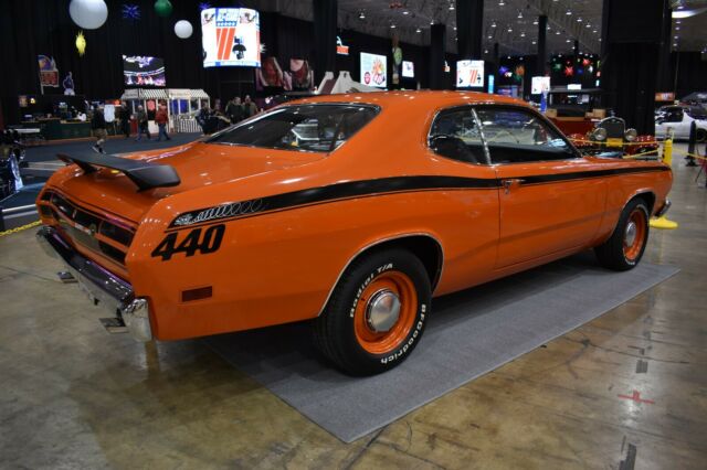 Plymouth Duster 1970 image number 9