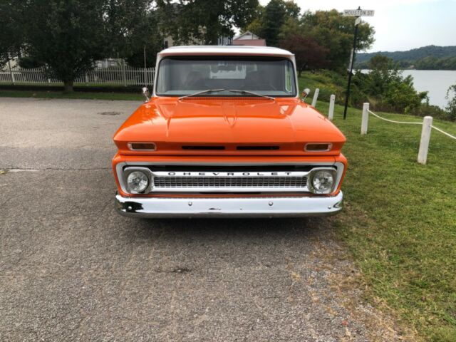 Chevrolet C-10 1966 image number 2