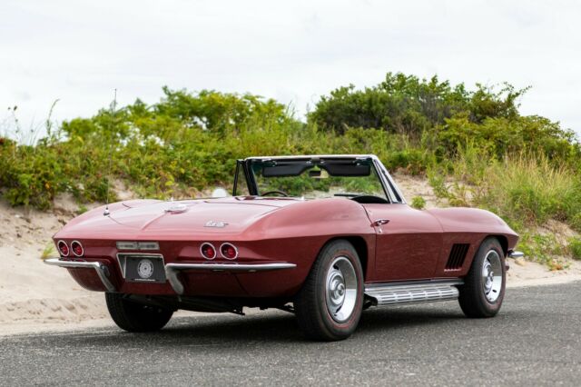 Chevrolet Corvette 1967 image number 29