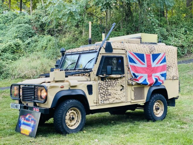 Land Rover defender 110 1973 image number 0