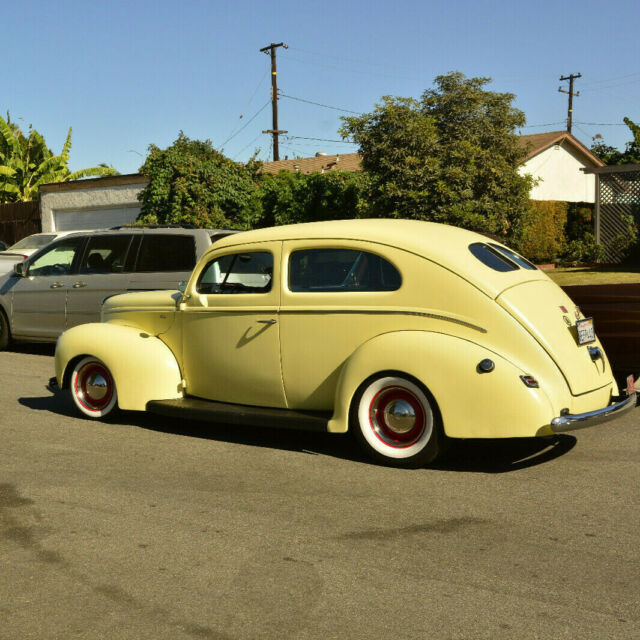 Ford STANDARD SEDAN 1940 image number 1