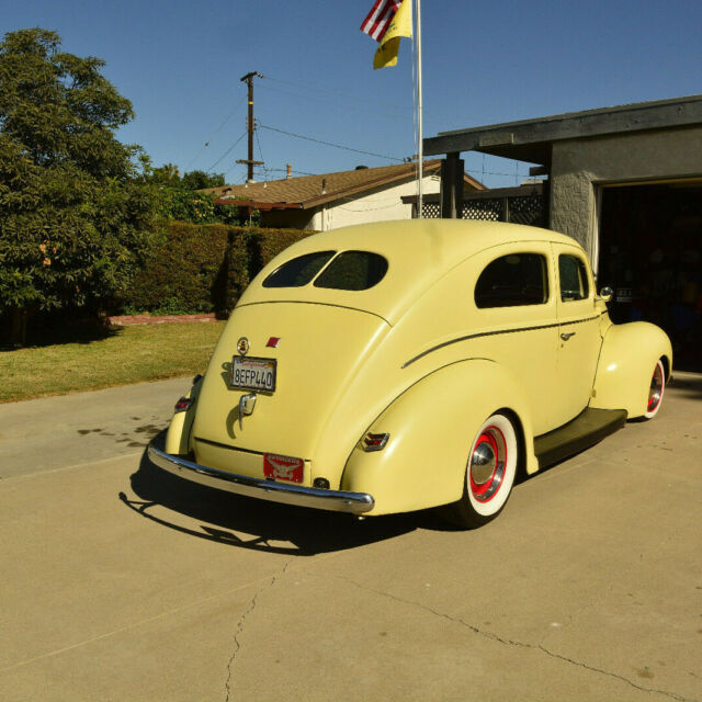 Ford STANDARD SEDAN 1940 image number 14