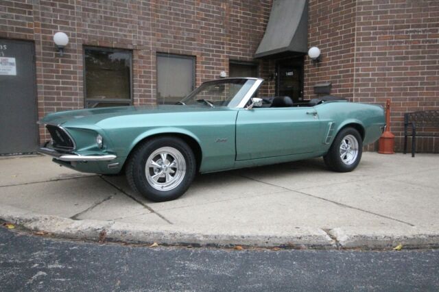 Ford Mustang 1969 image number 1