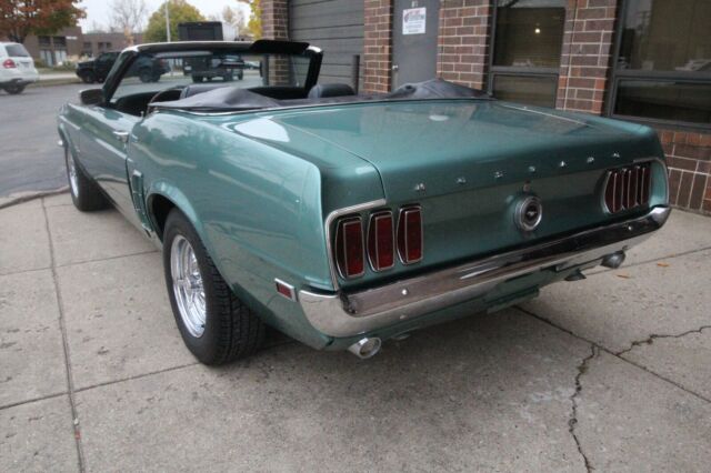 Ford Mustang 1969 image number 27