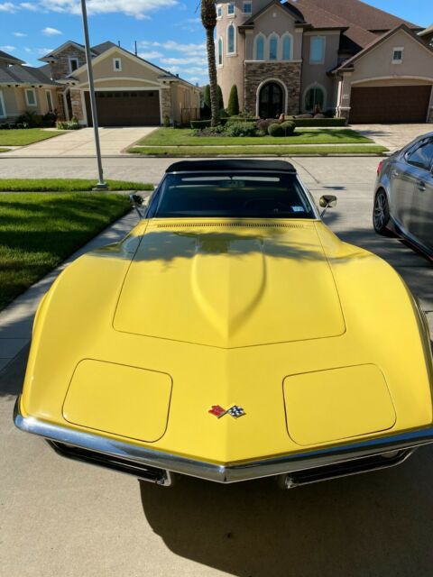 Chevrolet Corvette 1969 image number 2