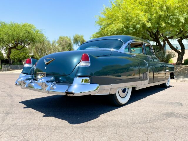 Cadillac Fleetwood 1953 image number 15