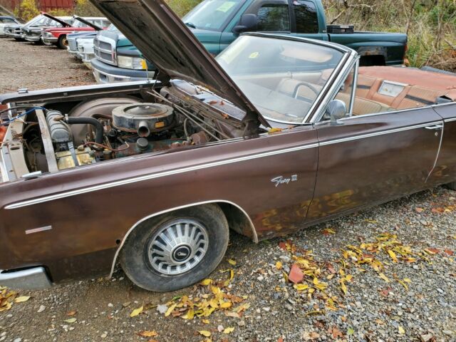 Plymouth Fury 1967 image number 19