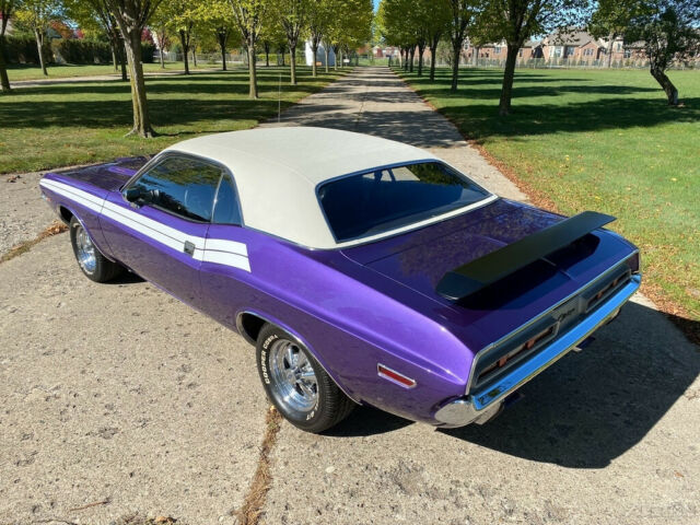 Dodge Challenger 1971 image number 27