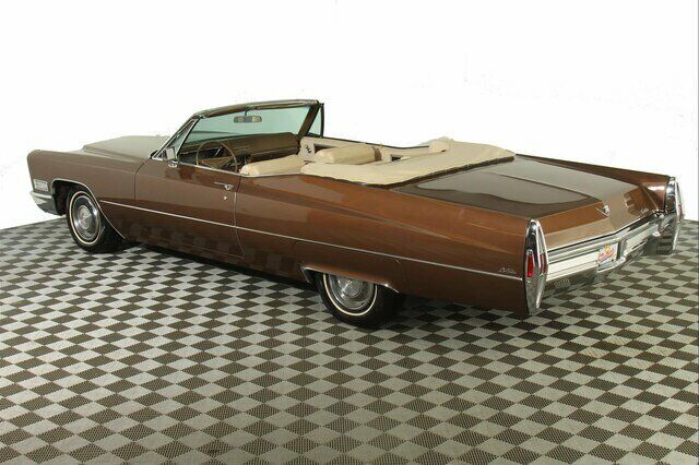 Cadillac CONVERTIBLE 1968 image number 9