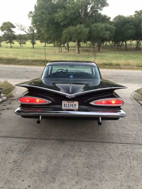 Chevrolet Biscayne 1959 image number 1