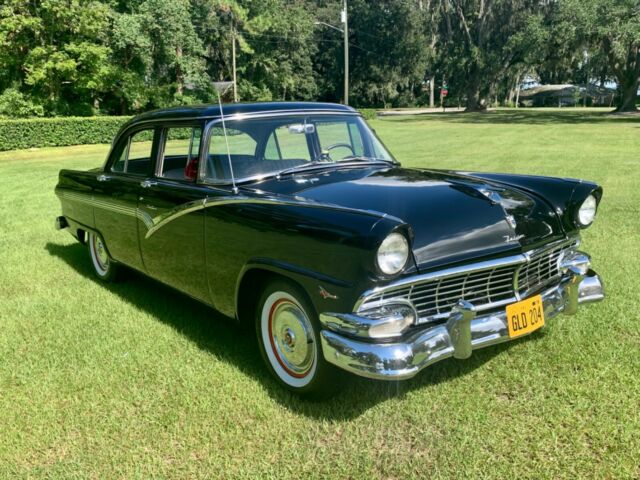 Ford Fairlane 1956 image number 30