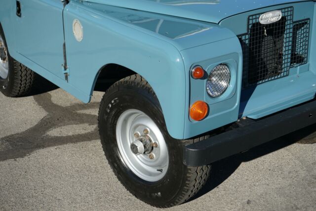 Land Rover Series IIA 1969 image number 10