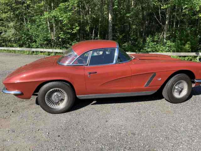 Chevrolet Corvette 1962 image number 2