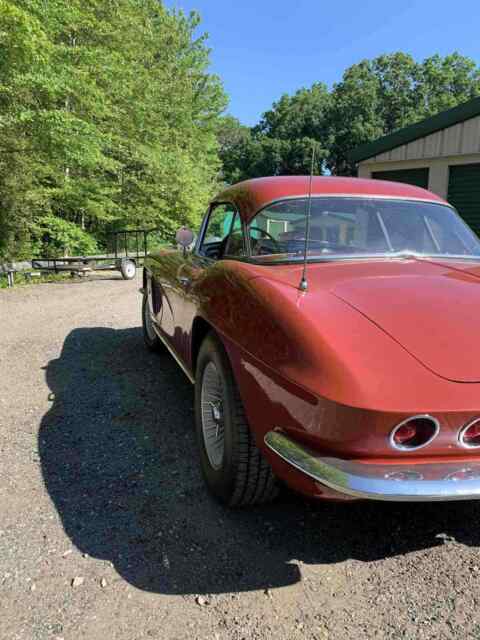 Chevrolet Corvette 1962 image number 21