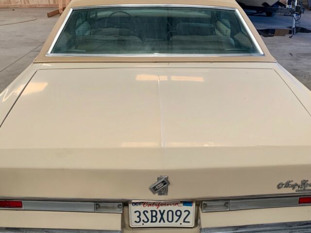 Oldsmobile Ninety-Eight 1976 image number 21