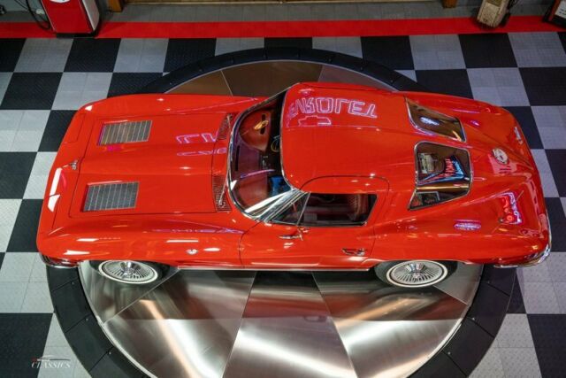 Chevrolet Corvette 1963 image number 15