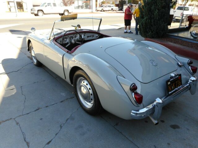 MG MGA 1960 image number 14