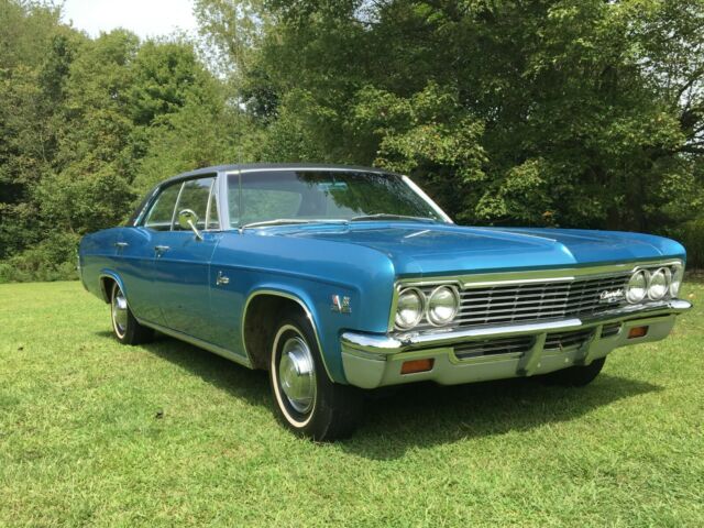 Chevrolet Caprice 1966 image number 16