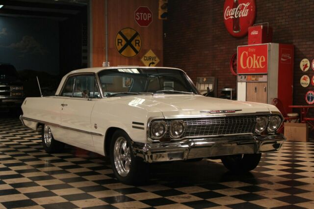 Chevrolet Impala 1963 image number 0