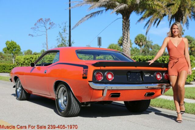 Plymouth Barracuda 1972 image number 2