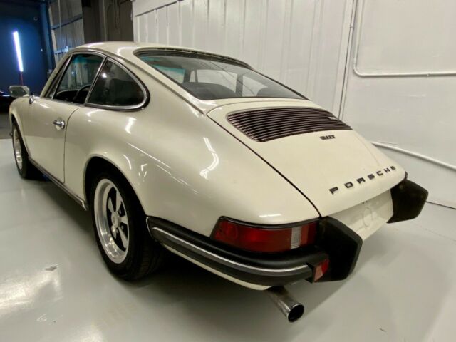 Porsche 911 1973 image number 4