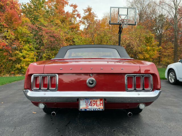 Ford Mustang 1970 image number 28