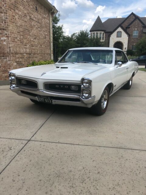 Pontiac GTO 1966 image number 0