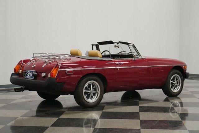 MG MGB 1979 image number 13