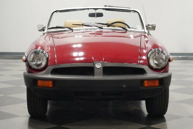 MG MGB 1979 image number 19