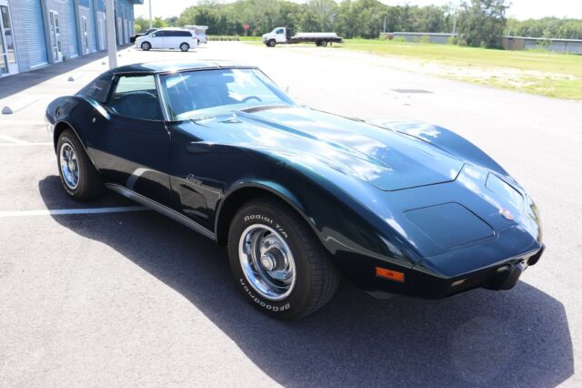 Chevrolet Corvette 1976 image number 29