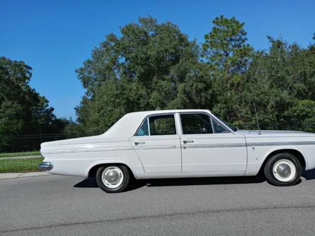 Dodge Dart 1965 image number 2