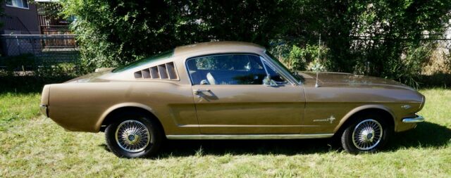 Ford Mustang 1965 image number 1