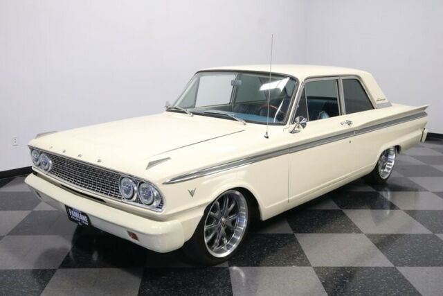 Ford Fairlane 1963 image number 21