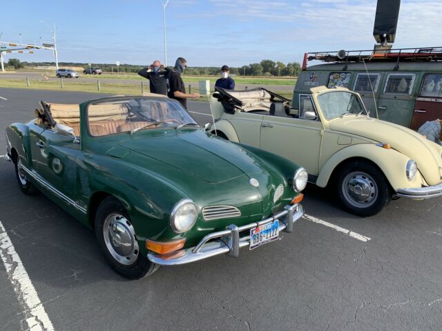 Volkswagen Karmann-Ghia Cabriolet 1971 image number 15