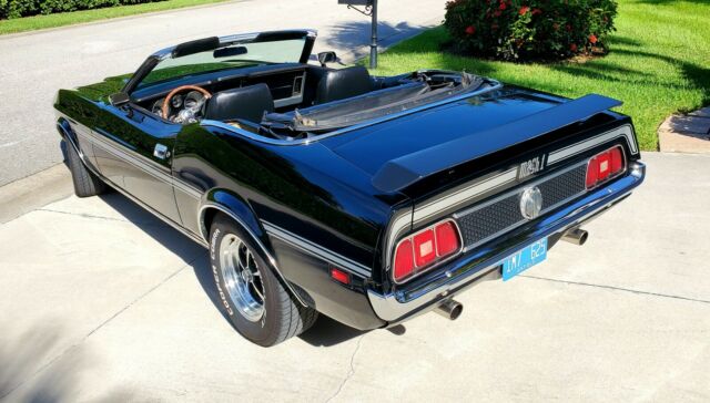 Ford Mustang 1971 image number 19