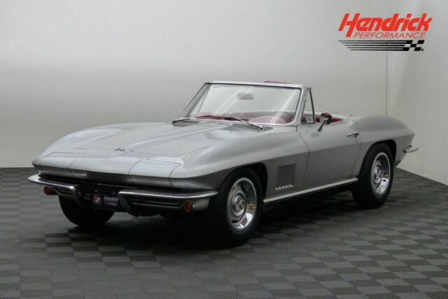 Chevrolet Corvette 1967 image number 24