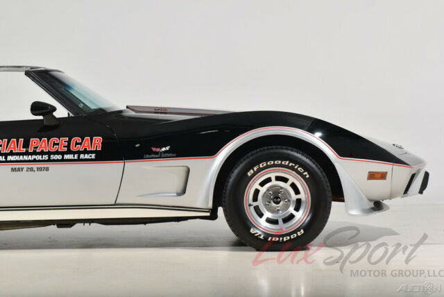 Chevrolet Corvette 1978 image number 11