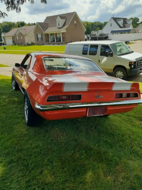 Chevrolet Camaro 1969 image number 2