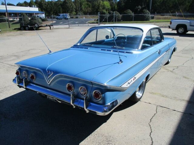 Chevrolet Impala Bubbletop 1961 image number 28