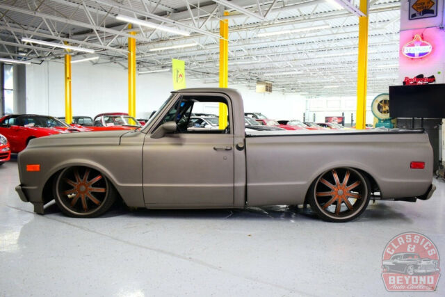 Chevrolet C-10 1971 image number 10