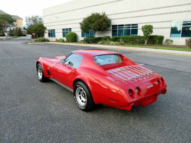 Chevrolet Corvette 1977 image number 16