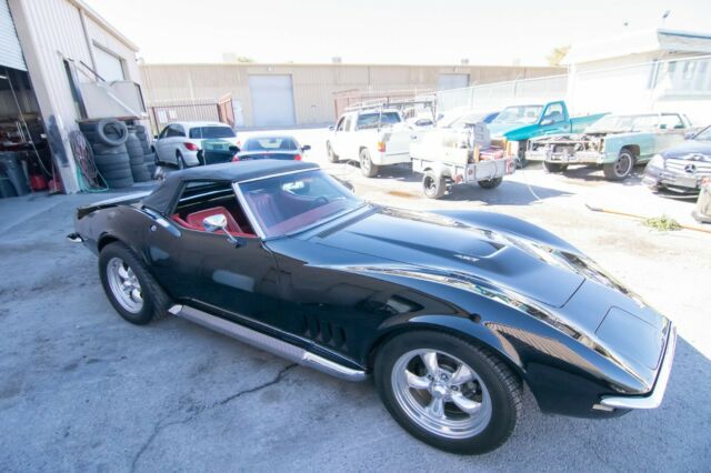 Chevrolet Corvette 1968 image number 29