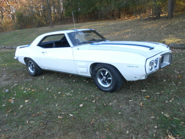 Pontiac Firebird 1969 image number 0