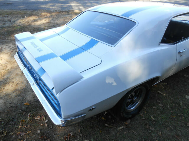 Pontiac Firebird 1969 image number 12